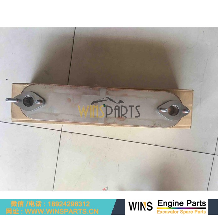 8-98048140-1 8980481401 原装五十铃 6WG1 发动机 机油冷却器 机油散热器 <a href=//lifecity2021.com/riliwajueji.html target='_blank'>日立</a> ZX470-5G ZX470H-3 约翰迪尔 470GLC 挖掘机配件 
