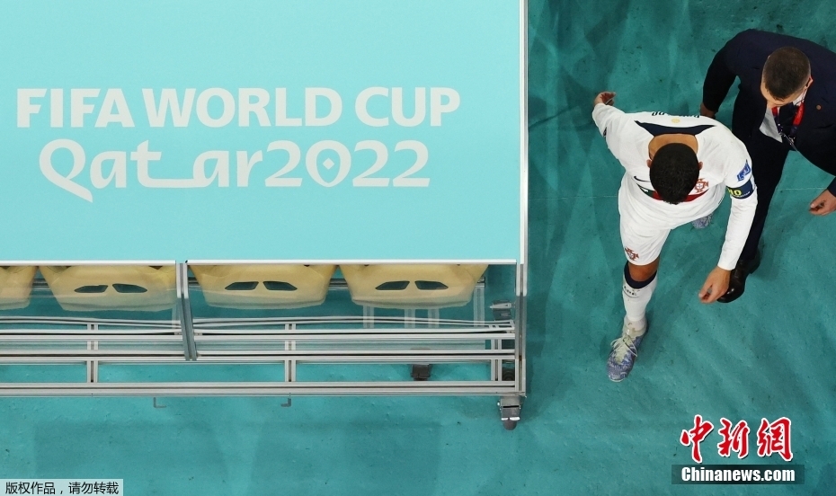 C罗之泪映照青春：热爱抵御岁月漫长，深情降临