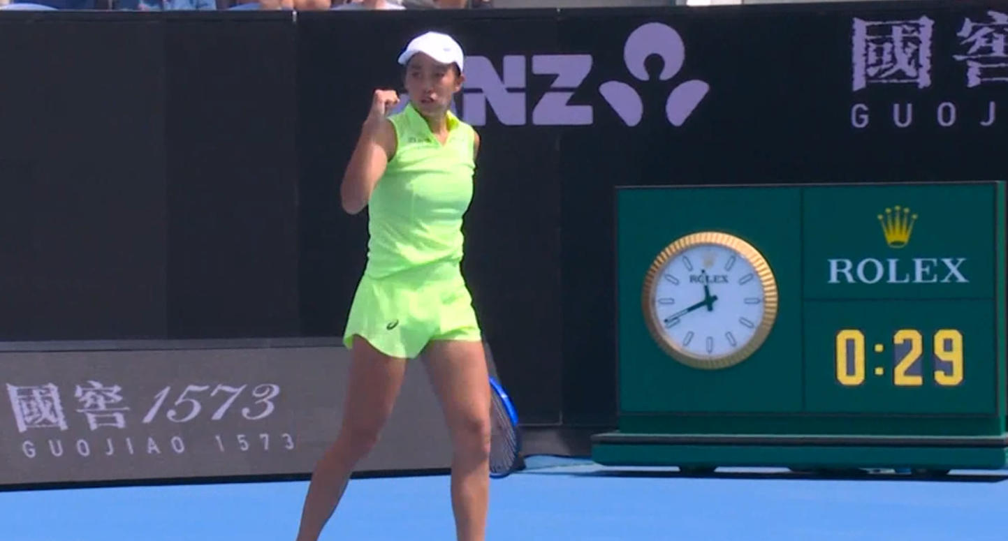 张帅在澳网女单首轮以1-2不敌普雷斯顿，无缘下