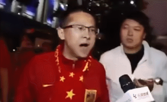 卡塔尔“饺子皮”意外走红 1300万粉丝掀文化热潮