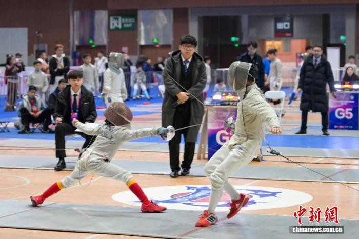峨眉山击剑俱乐部联赛圆满落幕 多年龄段选手同