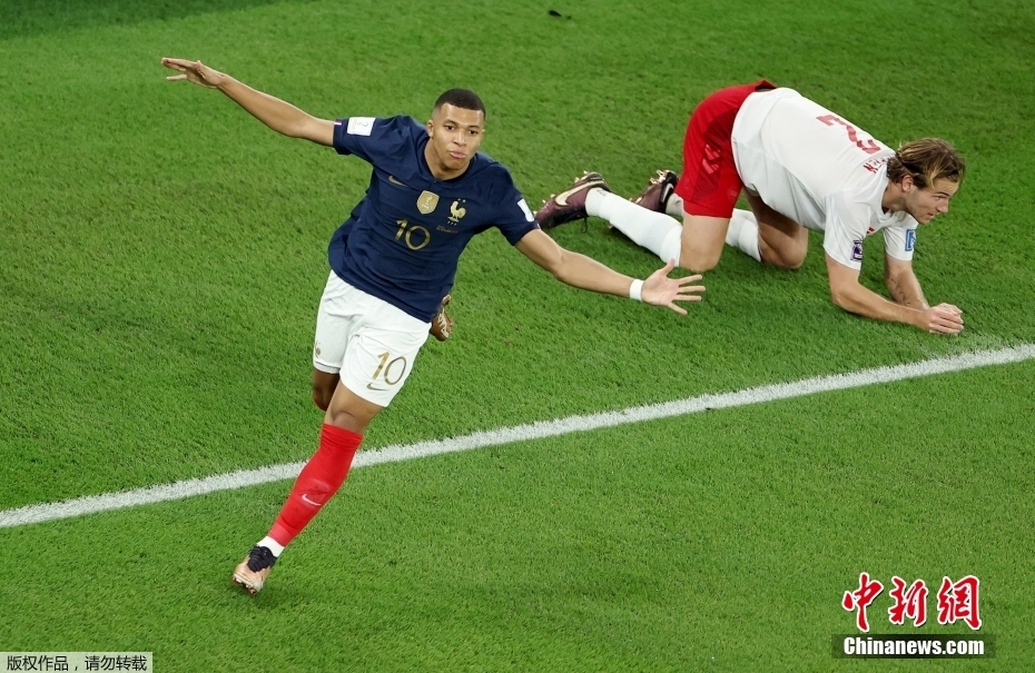 梅西双响助阿根廷逆转墨西哥 法国提前锁定淘汰