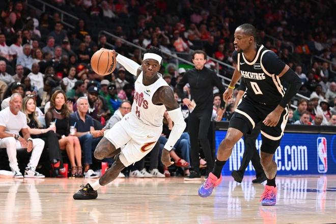 老鹰客场大胜骑士锁定季后赛席位 哈登达成100