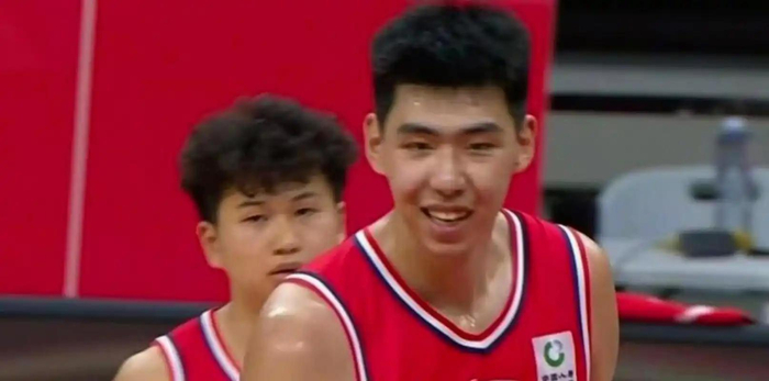 从CBA边缘到NBA试训，徐昕逆袭背后战术适配关键